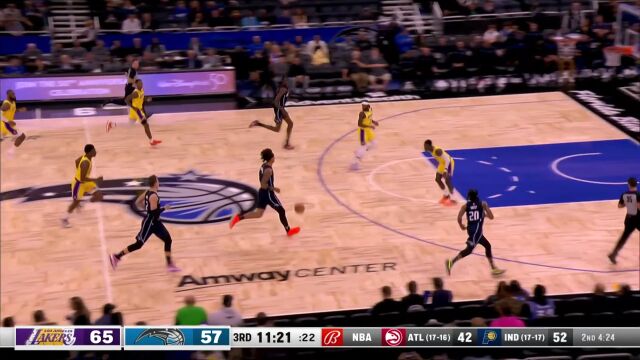 今天唯一稳定的点 富尔茨篮下接球反身上篮