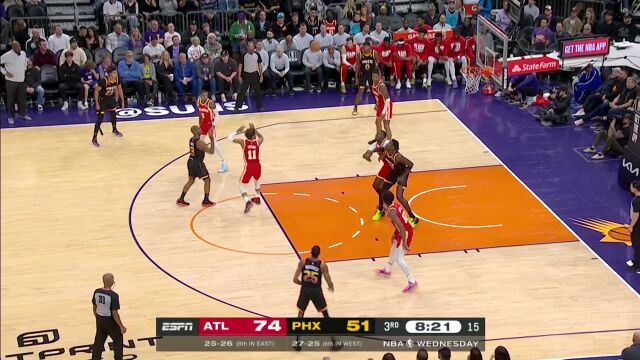 接球出手干脆利落 穆雷抽枪甩狙三分正中靶心