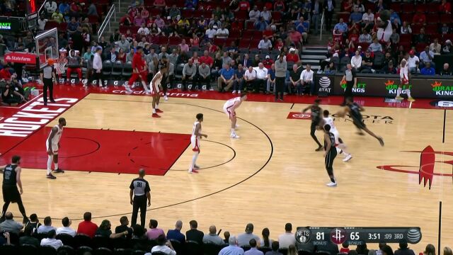 展现投手本色 哈里斯两记三分洞穿外线