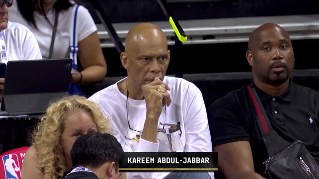 排面拉满！文班亚马NBA首秀场边巨星云集