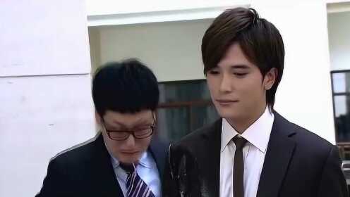 夏家三千金:天美本想把咖啡泼在萧尧身边,谁曾想一下泼到严格身上