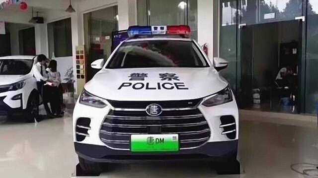 中国警车全新“国产警服”,新的一亮相,网友:国产车越来越好了