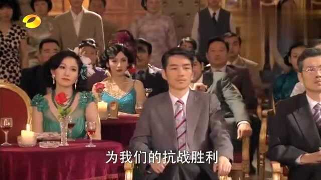 美女歌后一代歌王姚小蝶义演,十二年过后歌声美丽动人,惊艳全场