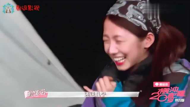 杨超越和孟美岐关系有多好,为什么孟美岐遇杨超越就笑到软倒?