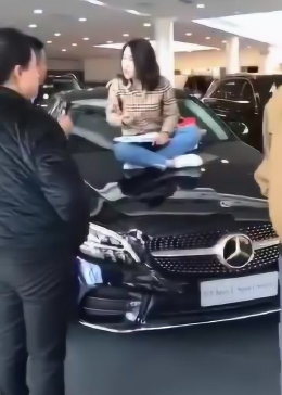 同样是女研究生，这次是115万的奔驰车气囊故障，还是同样的方式