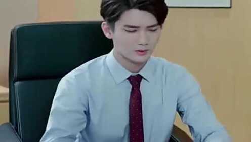 霸道总裁变身宠妻狂魔，对老婆无限宠溺，太甜了