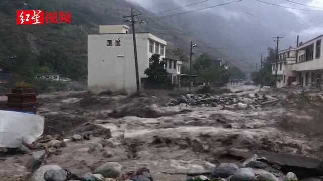 突发!强降雨致汶川多处泥石流 成都到阿坝多条道路交通管制