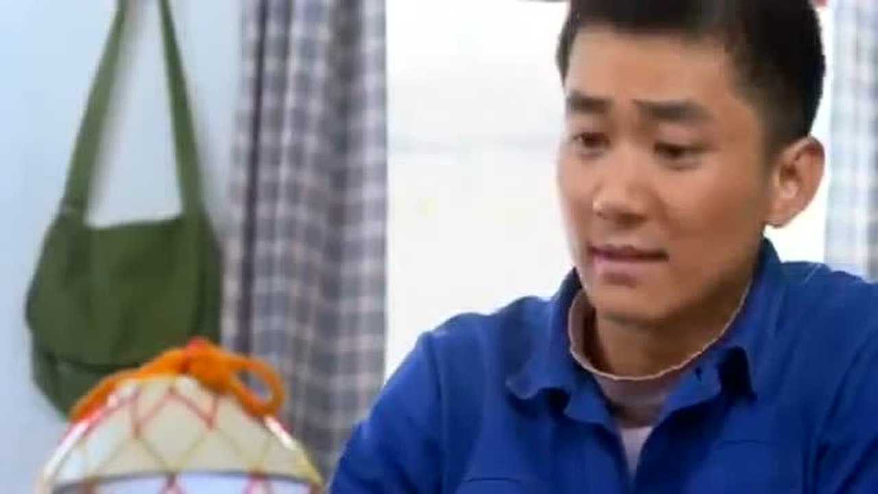 满仓进城改丫帮满仓收拾床铺景梅放下饭就走误会大咯