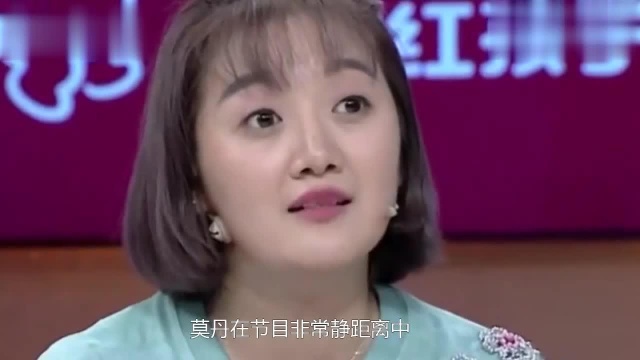 莫丹回忆北漂的艰苦生活,曾靠摆地摊维持生活,乔杉听后洒泪