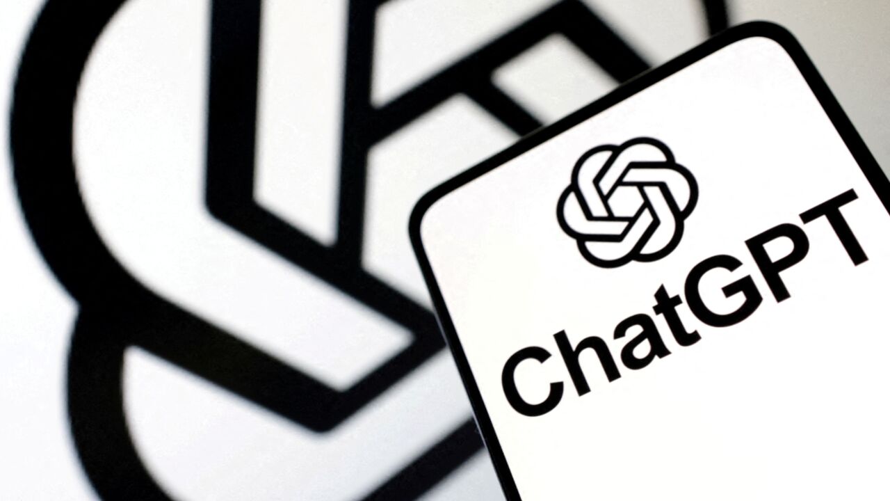 ChatGPT回答热搜问题:如何用ChatGPT赚钱?可以预测股市吗?