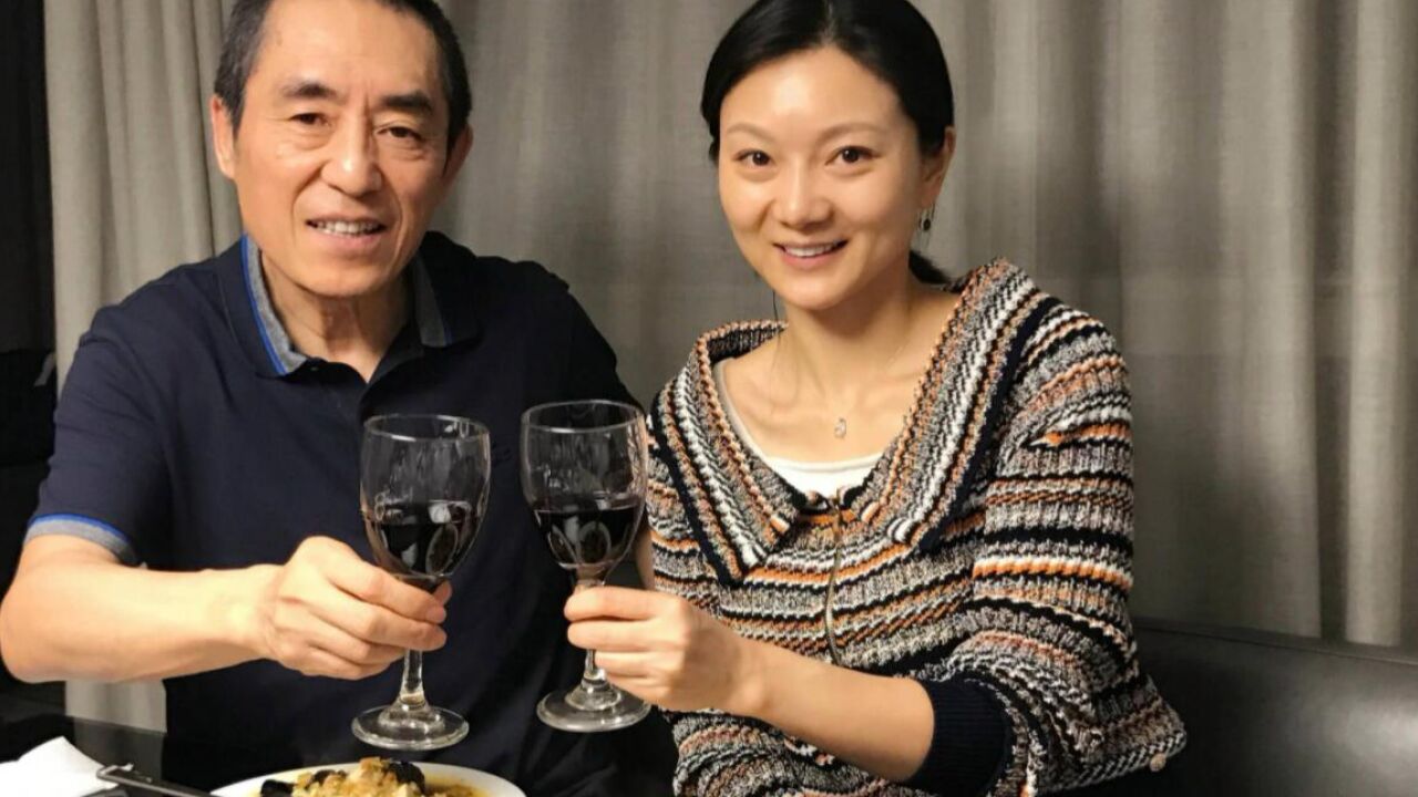 73岁张艺谋疯传与42岁娇妻离婚!官方火速发声回应了