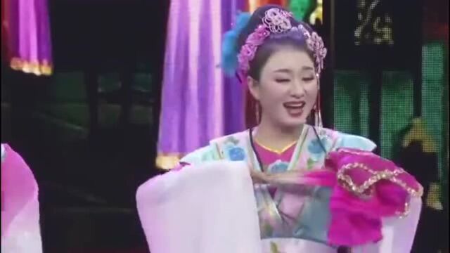 七岁红徐艳龙表演经典二人转,精彩绝伦,惟妙惟肖,真的百看不厌