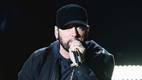 第92届奥斯卡Eminem惊喜现身，飙唱17年前获奖歌，解释缺席原因