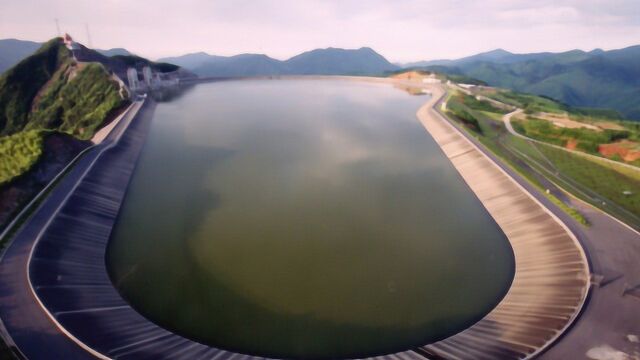 中国最美的水电站,92年开始修建历时8年才完成,如今成为当地著名景点!