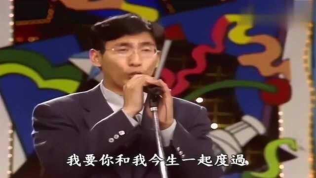 宋少卿表演才艺停不下来,菲哥拿出奖杯,结果宋少卿竟停止了表演