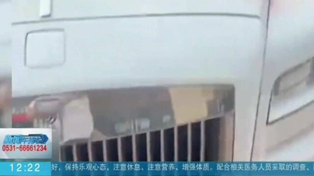 “劳哥,我想认识你”!600万劳斯莱斯被涂鸦,车主一看直接乐了