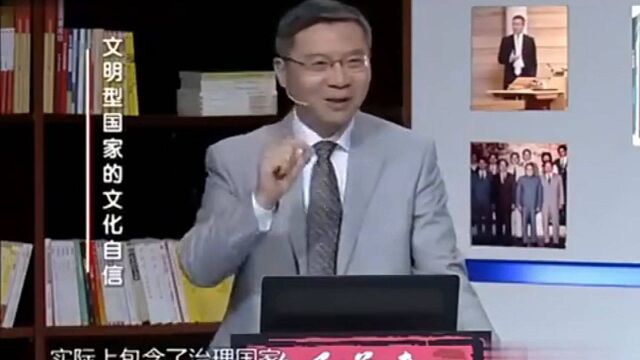 张维为:中国3000汉字就能读报纸,但是西方做不到