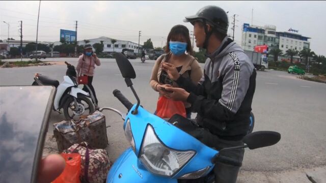 在越南问路,没想到这个姑娘中文这么好,赶紧要了联系方式!