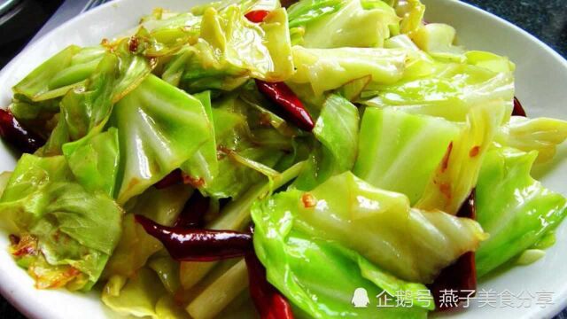 家常:“爆炒大头菜”做对了比肉香,出锅全家人抢着吃,比红烧肉还受欢迎