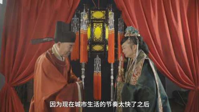 成都暖心照相馆:免费为爷爷奶奶补拍结婚照