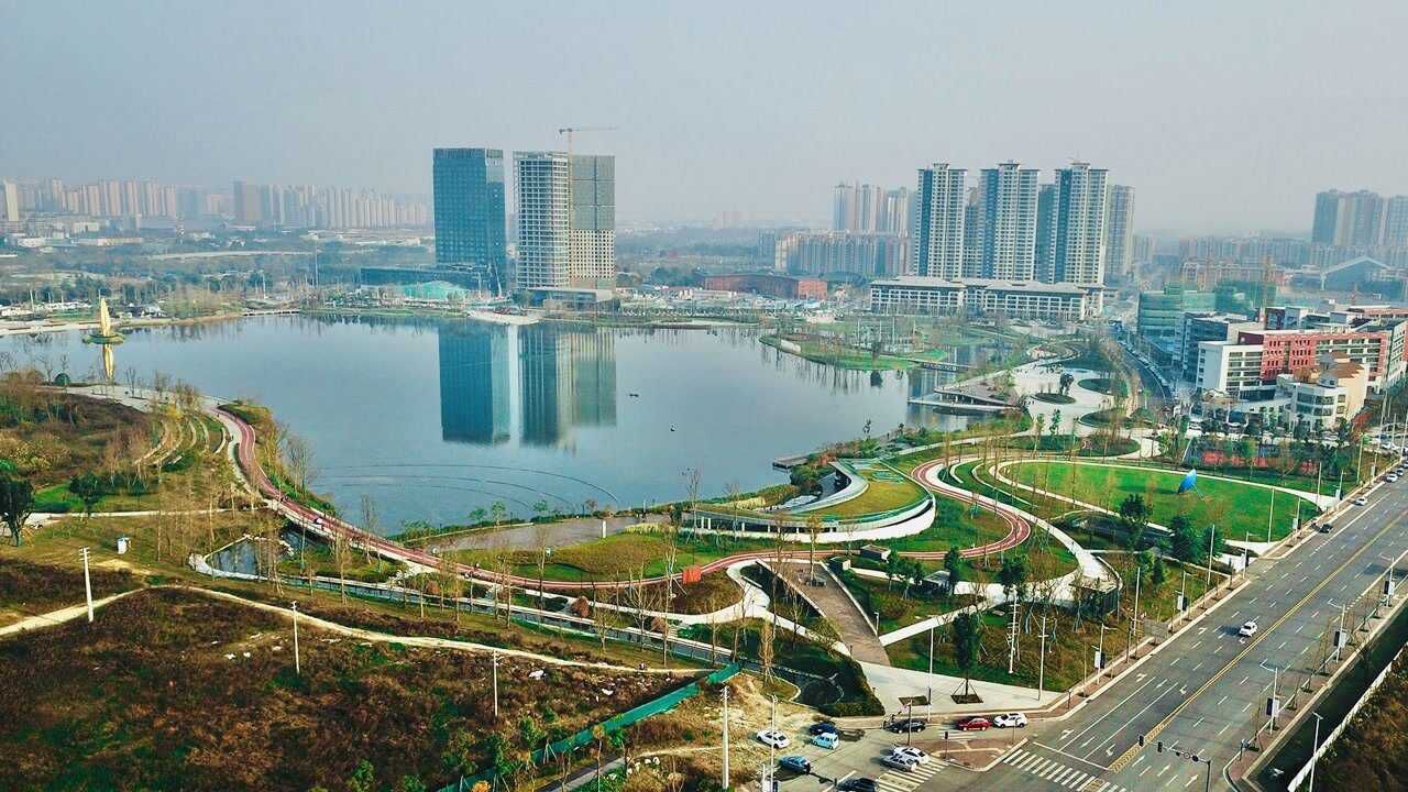 成都菁蓉湖景房,湖河相拥,极致水景体验的产城湖居生活