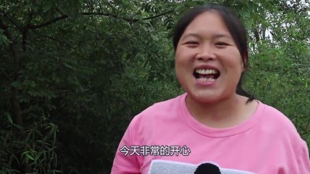 胖妹做香辣干锅鱼头,小火慢炖,汤浓味美,胖妹1人吃1锅解馋了