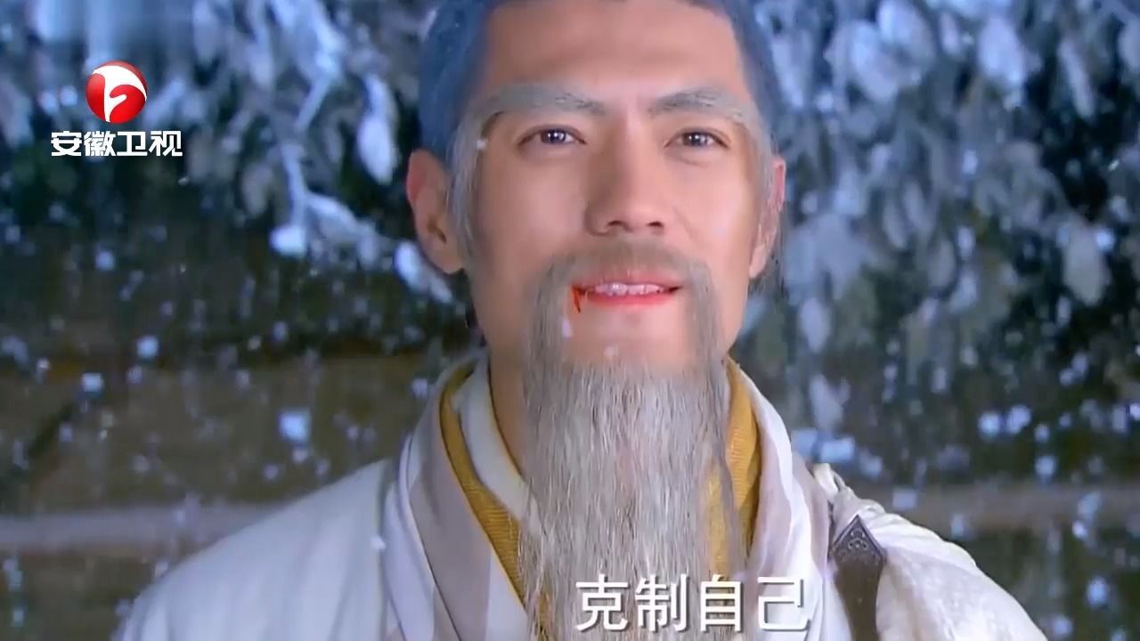 神雕侠侣:裘千仞要杀一灯大师,杨过出手直接秒杀他,裘千仞贼惨