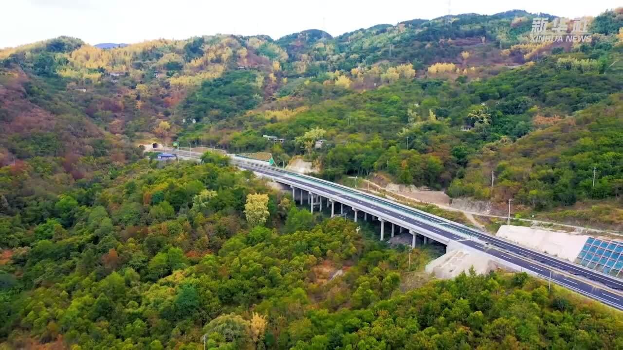 三峡库区再添跨江大通道 恩广高速万州环线段建成