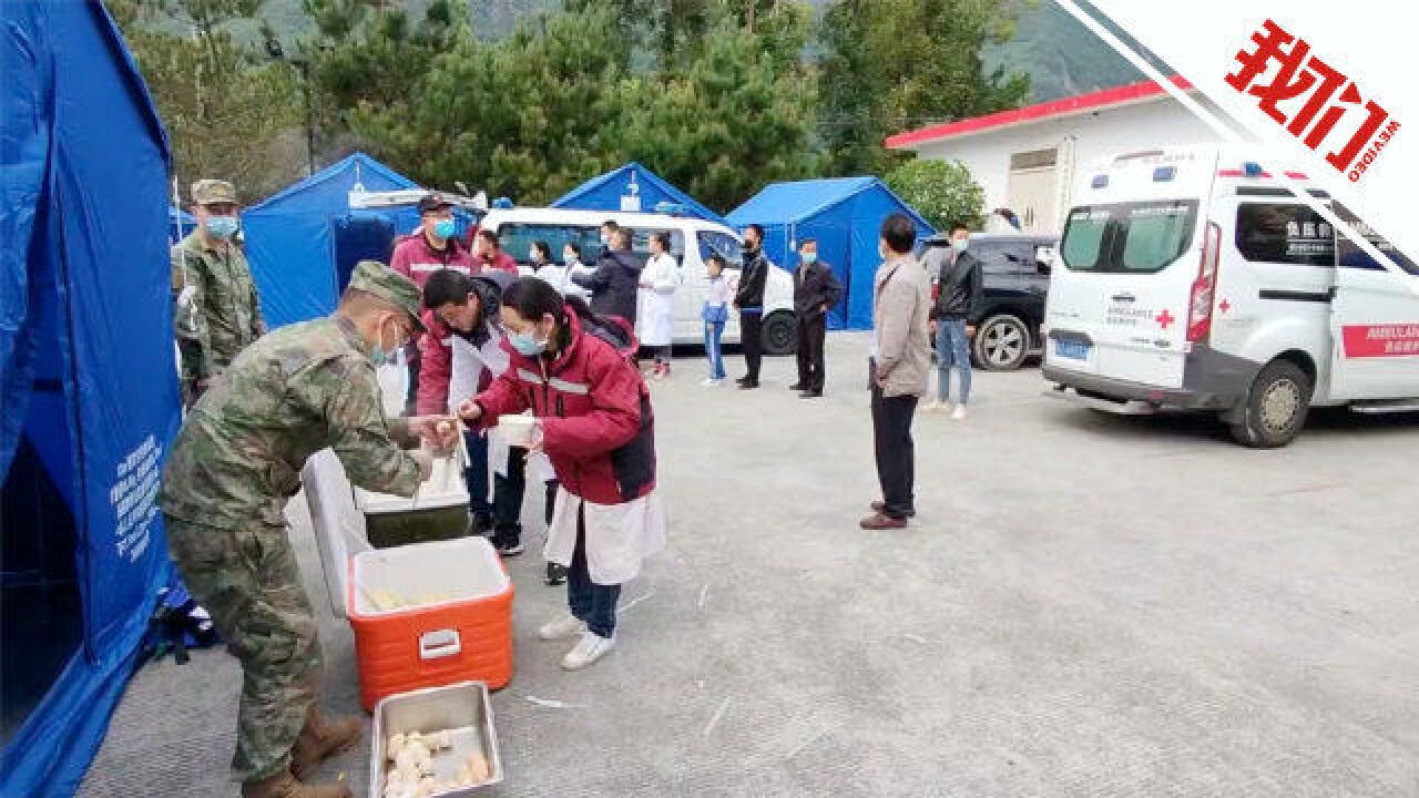 直击高原战士驰援震中磨西镇:开设临时热食供应站 运输主副食13余吨