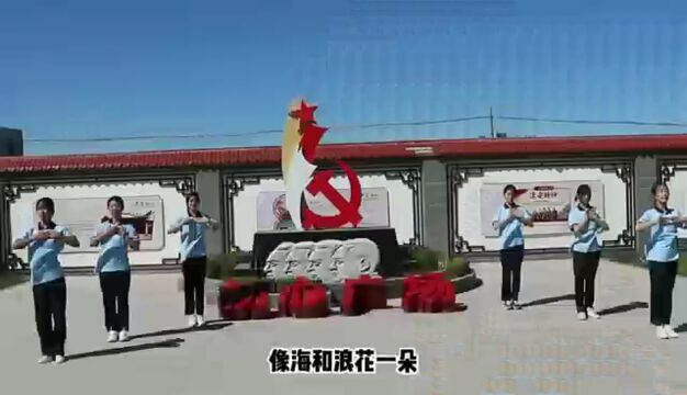 济南高新区实验中学师生唱响《我和我的祖国》