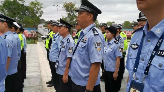 【迎国庆护平安】江永县公安局举行升国旗暨2022年国庆安保首巡仪式