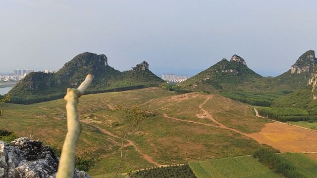 山河分析广西地形“回龙顾祖”山顶险绝是正结,三面山峰齐栏关