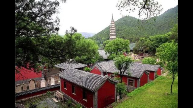 春日灵岩寺,辟支塔清晰可见