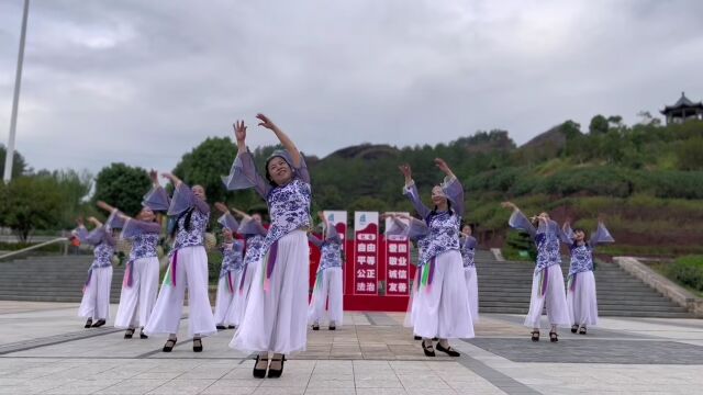 武夷山市老年大学《请到武夷来吃茶》