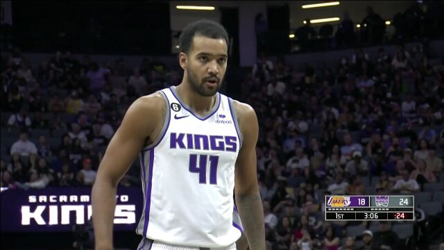 NBA季前赛：湖人vs国王中文解说全场回放