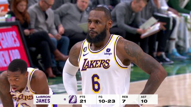 NBA常规赛：湖人vs雄鹿中文解说全场回放