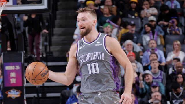 萨博尼斯vs勇士集锦 26+22超大号两双统治攻防