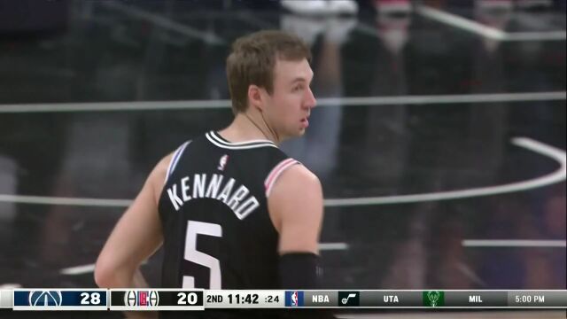 手感好就是不讲理！肯纳德火力压制三分三连击