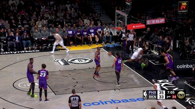 如入无人之境 托马斯信马由缰飘逸上篮