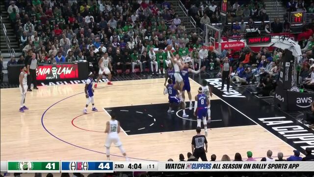 空接之城的DNA动了 格里芬空接险些隔扣祖巴茨