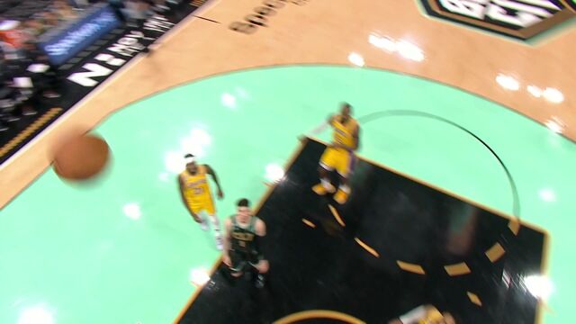 越投越勇！罗齐尔三分线拔枪续命难挽败局