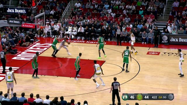 贾巴尔集锦没少看！泰特灵光一现甩出压哨大天勾