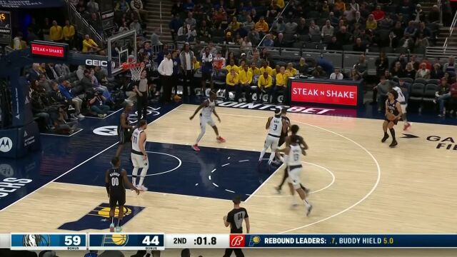 5秒钟足够完成一次进攻了 沃拉压哨三分正中靶心