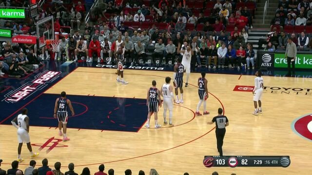 NBA常规赛：骑士vs火箭第4节中文解说回放