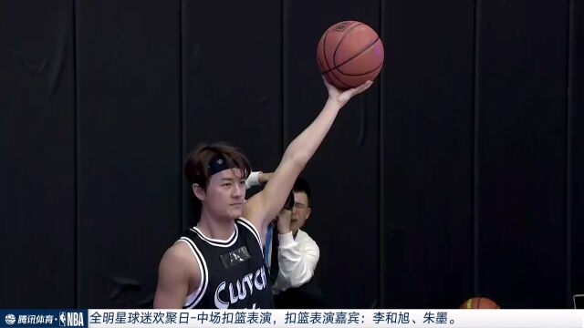 中场扣篮大赛表演 李和旭飞跃吴克群单臂扣进