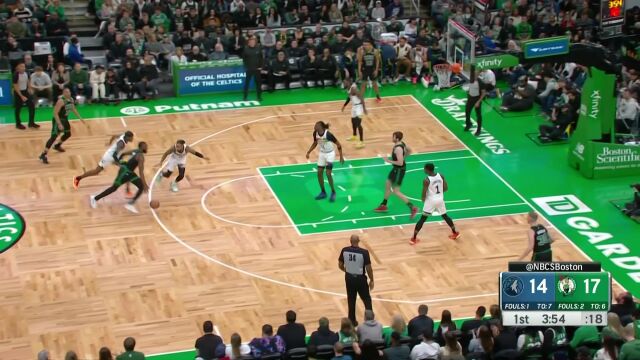 展现火热状态 怀特连砍7分一举反超比分