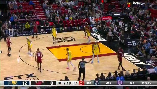 NBA常规赛：步行者vs热火第1节 英文解说回放