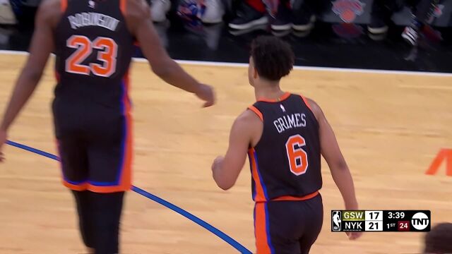 格雷姆斯出其不意送妙传 兰德尔接球小拉杆