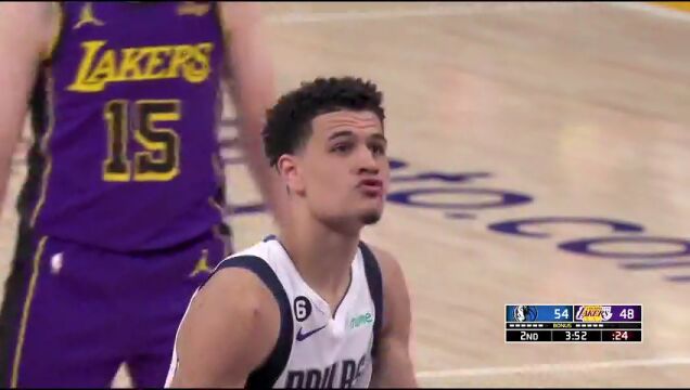 NBA常规赛：独行侠vs湖人中文解说全场回放