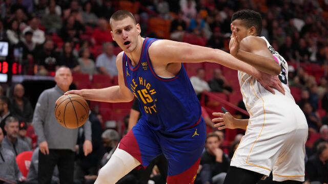 约基奇vs热火集锦 全场27+12+8攻传一体率队取胜